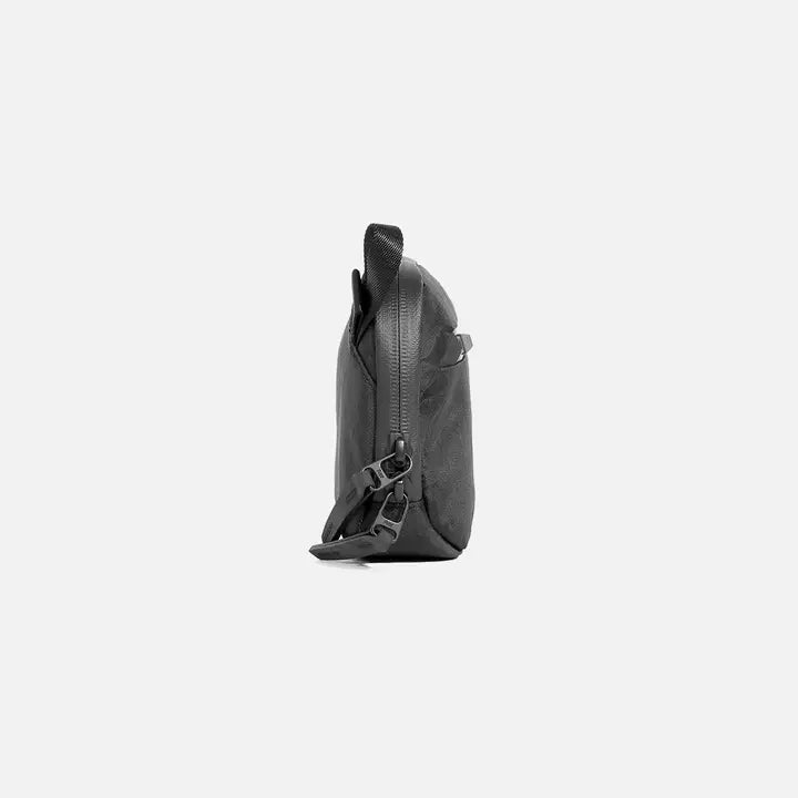 VECT™ Minimalist Tech Organiser Pouch | Weatherproof Everyday Carry